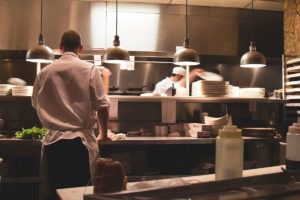 Read more about the article Reduce Restaurant Overhead Costs By Controlling Energy Bills