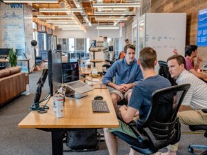 Read more about the article 5 Reasons Why You Need to Invest in Employee Training